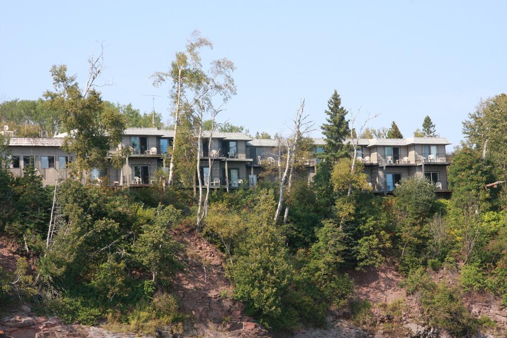 Cliff Dweller On Lake Superior Tofte Exterior foto