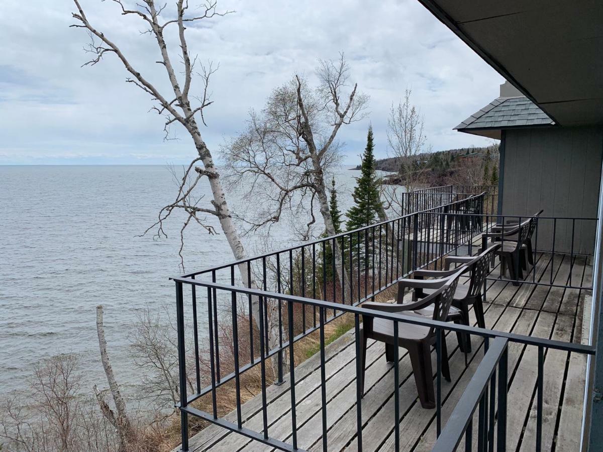 Cliff Dweller On Lake Superior Tofte Exterior foto
