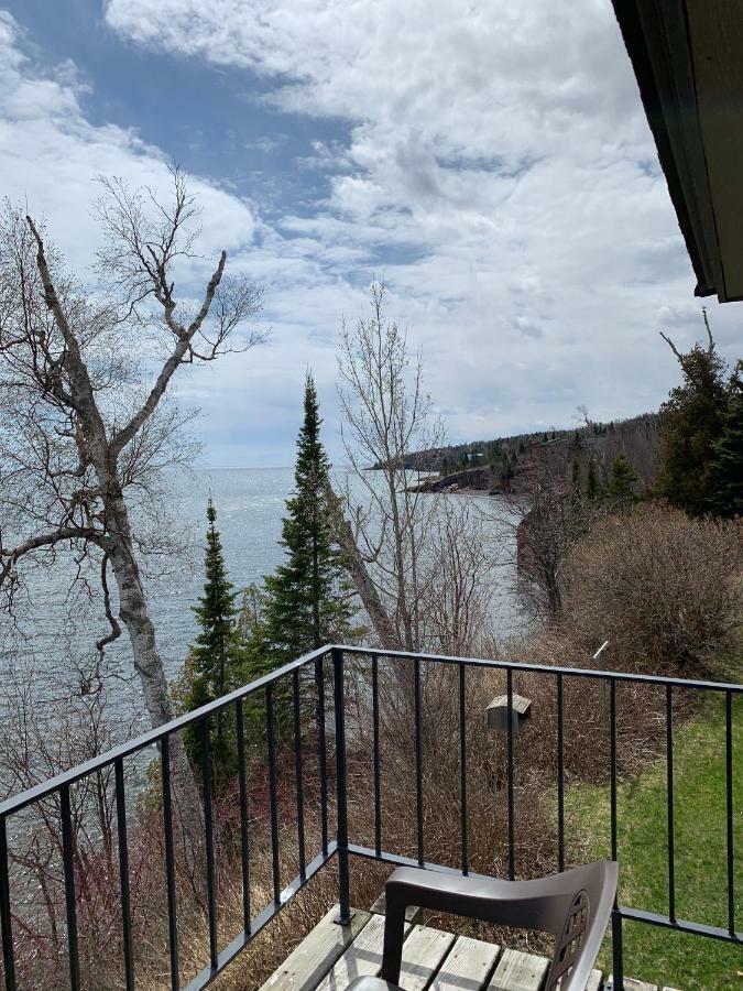Cliff Dweller On Lake Superior Tofte Exterior foto